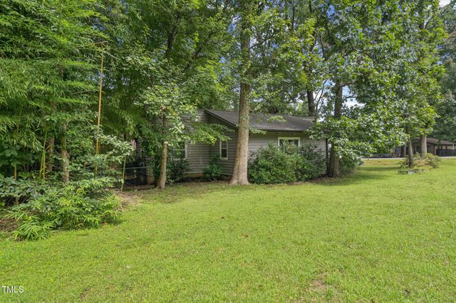 1205 John Breckenridge Drive, Hillsborough, NC 27278