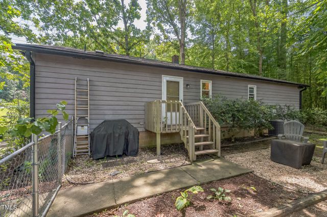 1205 John Breckenridge Drive, Hillsborough, NC 27278