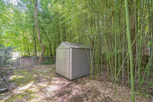 1205 John Breckenridge Drive, Hillsborough, NC 27278