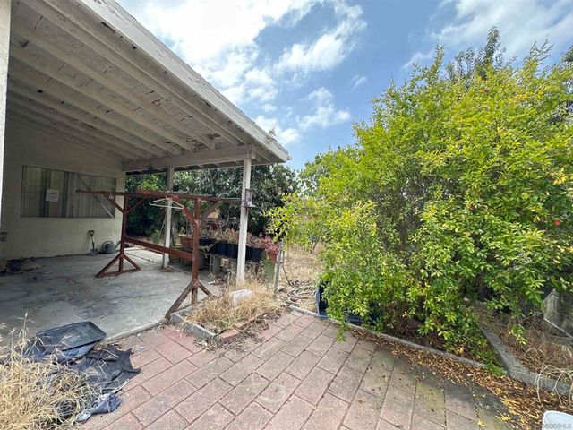 5110 Streamview Drive, San Diego, CA 92105