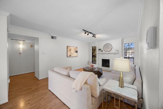 4159 Steck Ave 258, Austin, TX 78759