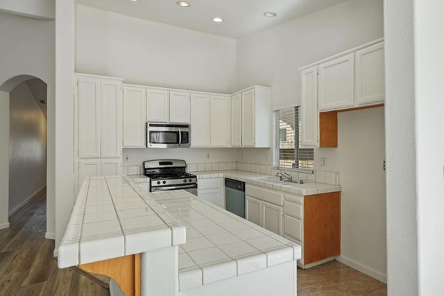 1941 Pisa Cir, Stockton, CA 95206