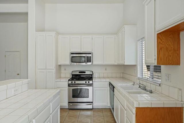 1941 Pisa Cir, Stockton, CA 95206