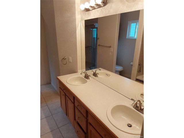 1193 S Allison St, Lakewood, CO 80232