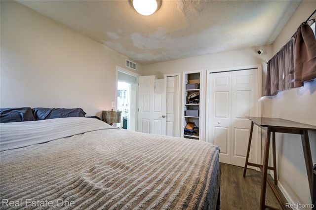 1592 Mollie Street, Ypsilanti Charter Township, MI 48198