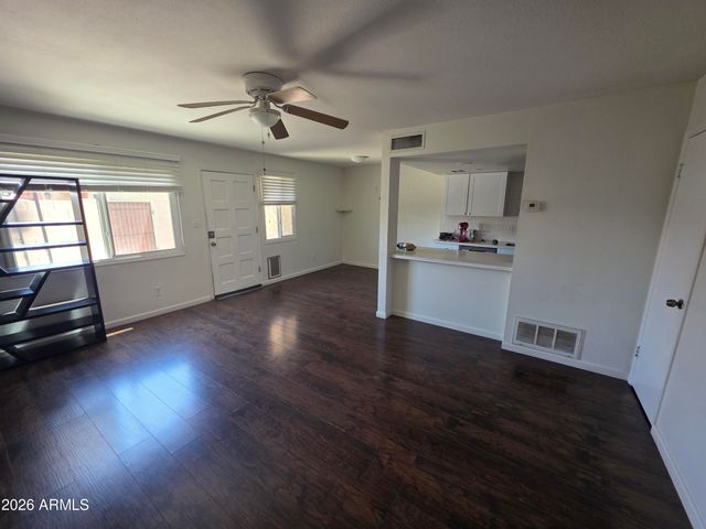948 S ALMA SCHOOL Road 155, Mesa, AZ 85210