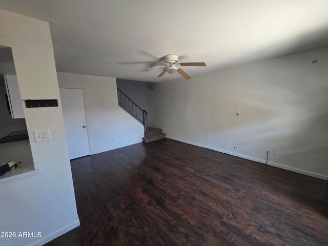 948 S ALMA SCHOOL Road 155, Mesa, AZ 85210