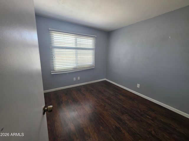 948 S ALMA SCHOOL Road 155, Mesa, AZ 85210
