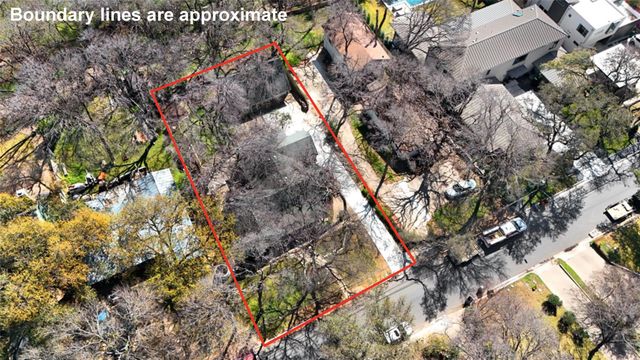 2007 Sharon LN, Austin, TX 78703