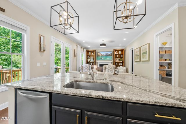 926 Regency Cottage Place, Cary, NC 27518