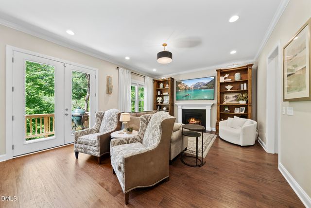 926 Regency Cottage Place, Cary, NC 27518