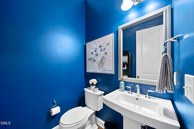 926 Regency Cottage Place, Cary, NC 27518