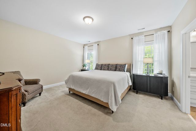 926 Regency Cottage Place, Cary, NC 27518