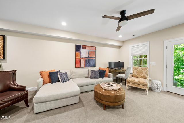 926 Regency Cottage Place, Cary, NC 27518