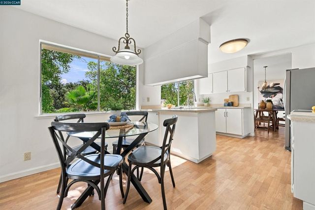 5378 Meadow Wood Place, Concord, CA 94521