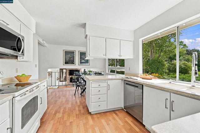 5378 Meadow Wood Place, Concord, CA 94521