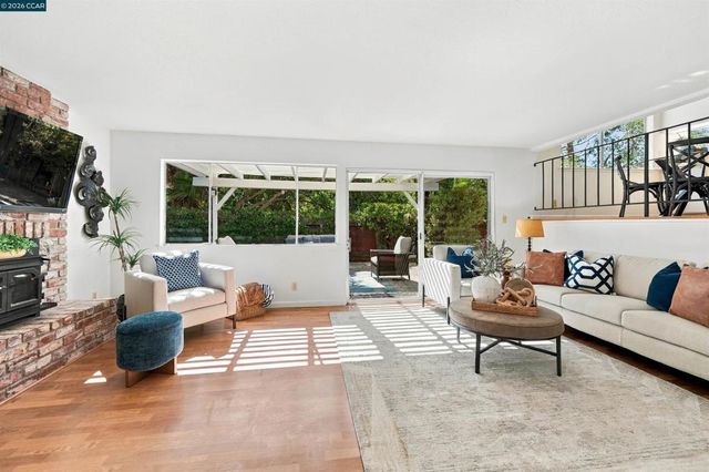 5378 Meadow Wood Place, Concord, CA 94521