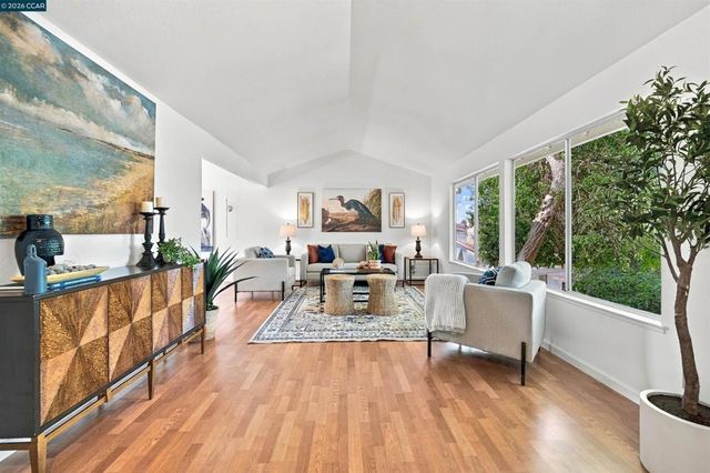 5378 Meadow Wood Place, Concord, CA 94521