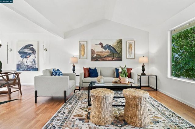 5378 Meadow Wood Place, Concord, CA 94521