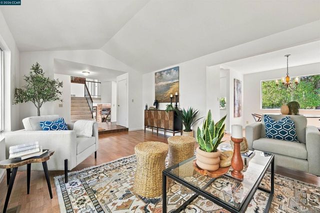 5378 Meadow Wood Place, Concord, CA 94521