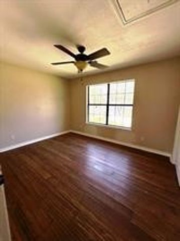 426 Gun Club Rd, Denison, TX 75021