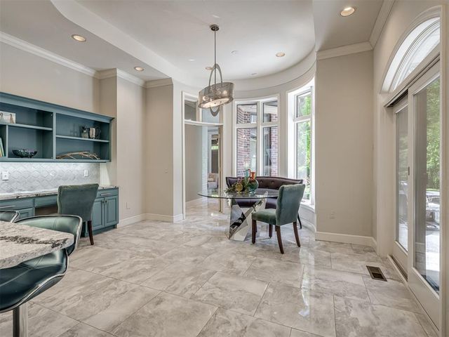4004 Oakdale Farm Circle, Edmond, OK 73013