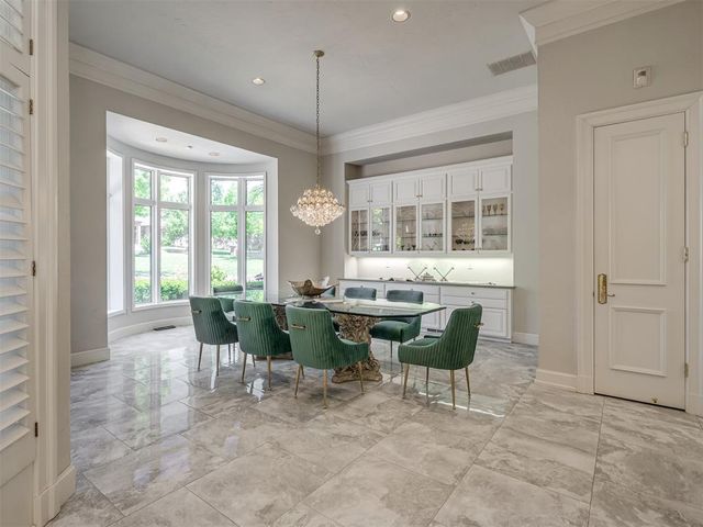 4004 Oakdale Farm Circle, Edmond, OK 73013