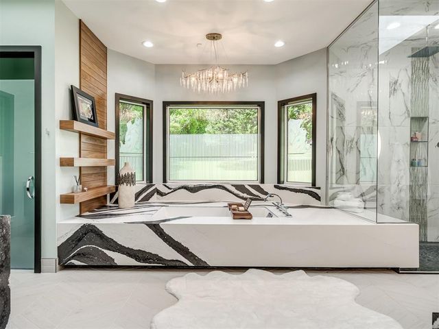 4004 Oakdale Farm Circle, Edmond, OK 73013