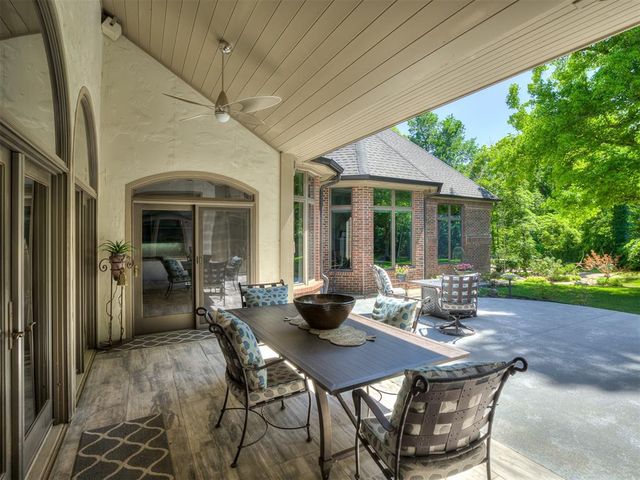 4004 Oakdale Farm Circle, Edmond, OK 73013
