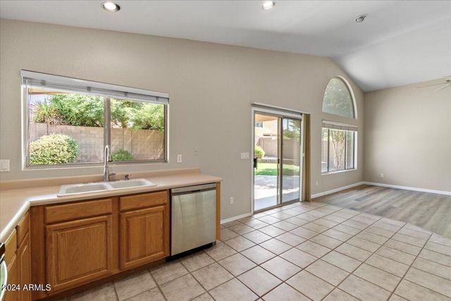 312 E Mesquite Street, Gilbert, AZ 85296