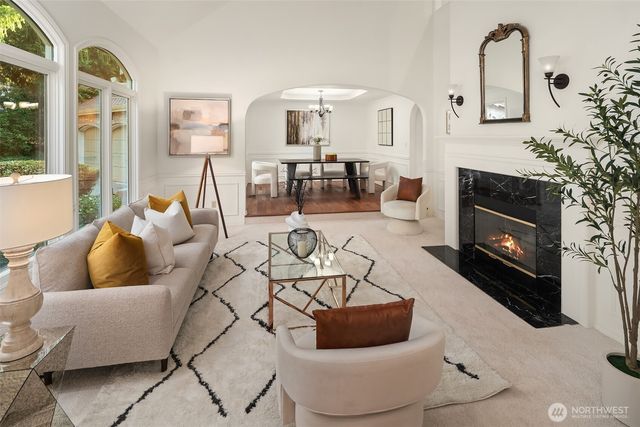 16707 NE 124th Street, Redmond, WA 98052