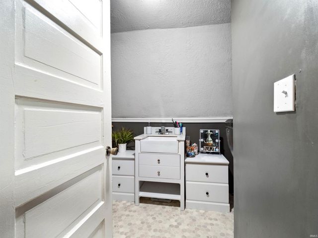 1535 Byron Street, Huntington, IN 46750