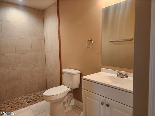 608 Nicholas PKWY W, Cape Coral, FL 33991