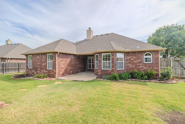 1614 W Austin Place, Broken Arrow, OK 74011