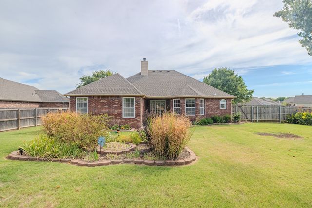 1614 W Austin Place, Broken Arrow, OK 74011
