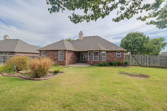 1614 W Austin Place, Broken Arrow, OK 74011