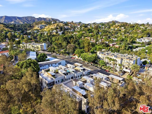2111 N Cahuenga Boulevard 11, Los Angeles, CA 90068