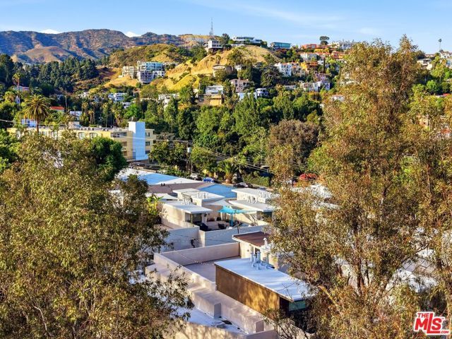 2111 N Cahuenga Boulevard 11, Los Angeles, CA 90068