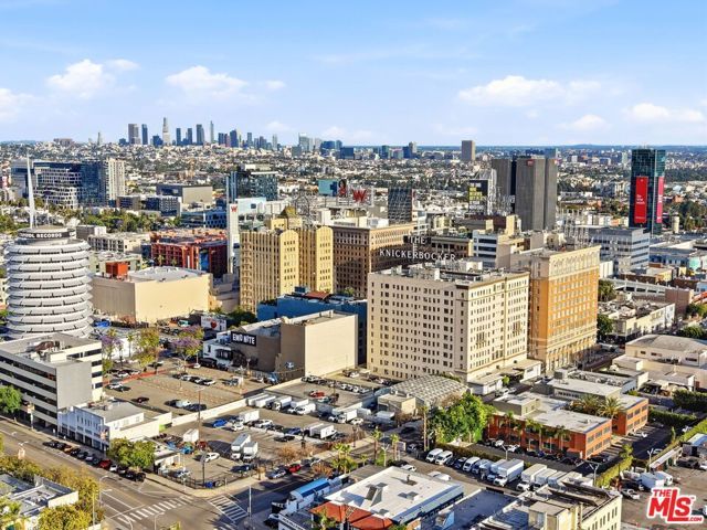 2111 N Cahuenga Boulevard 11, Los Angeles, CA 90068