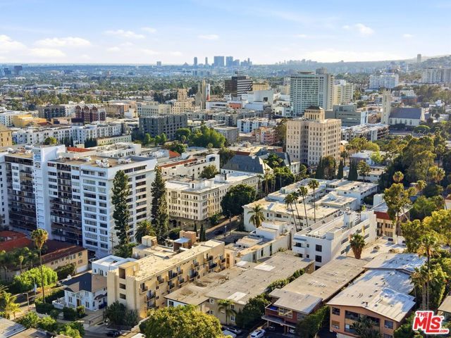 2111 N Cahuenga Boulevard 11, Los Angeles, CA 90068