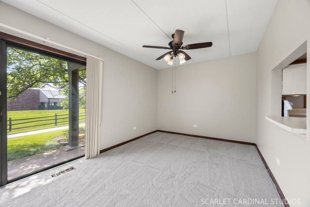 6223 Lake Park Lane B, Willowbrook, IL 60527