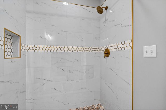 2822 HARLEM AVE, Baltimore, MD 21216