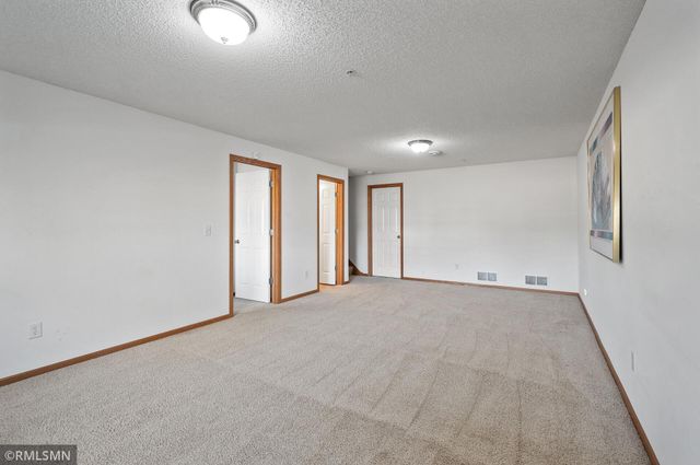 5046 Yuma Lane N, Plymouth, MN 55446