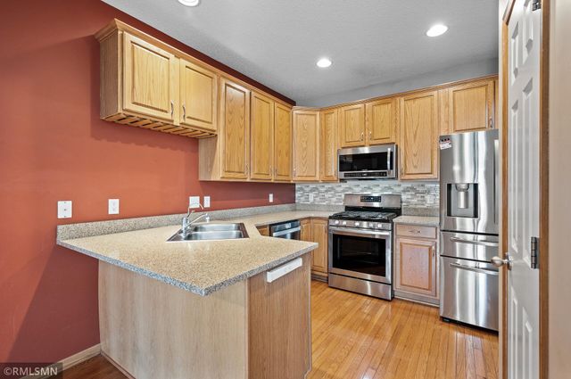 5046 Yuma Lane N, Plymouth, MN 55446