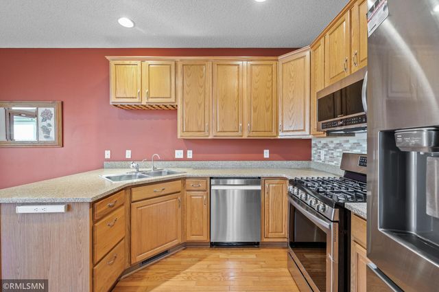 5046 Yuma Lane N, Plymouth, MN 55446