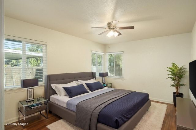 4664 N Vagedes Avenue, Fresno, CA 93705