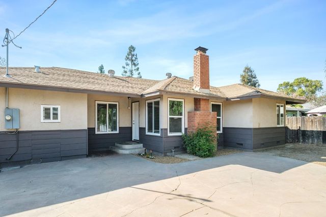 4664 N Vagedes Avenue, Fresno, CA 93705