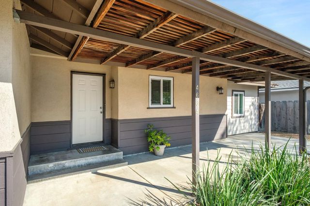 4664 N Vagedes Avenue, Fresno, CA 93705