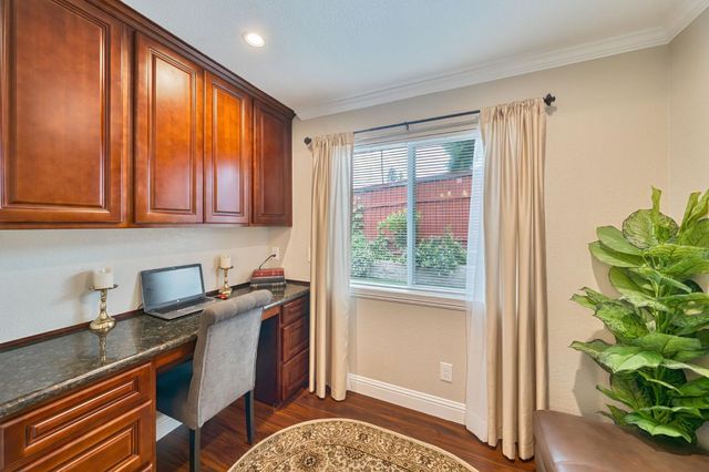 6003 Telesco Way, Carmichael, CA 95608