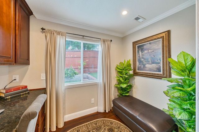 6003 Telesco Way, Carmichael, CA 95608